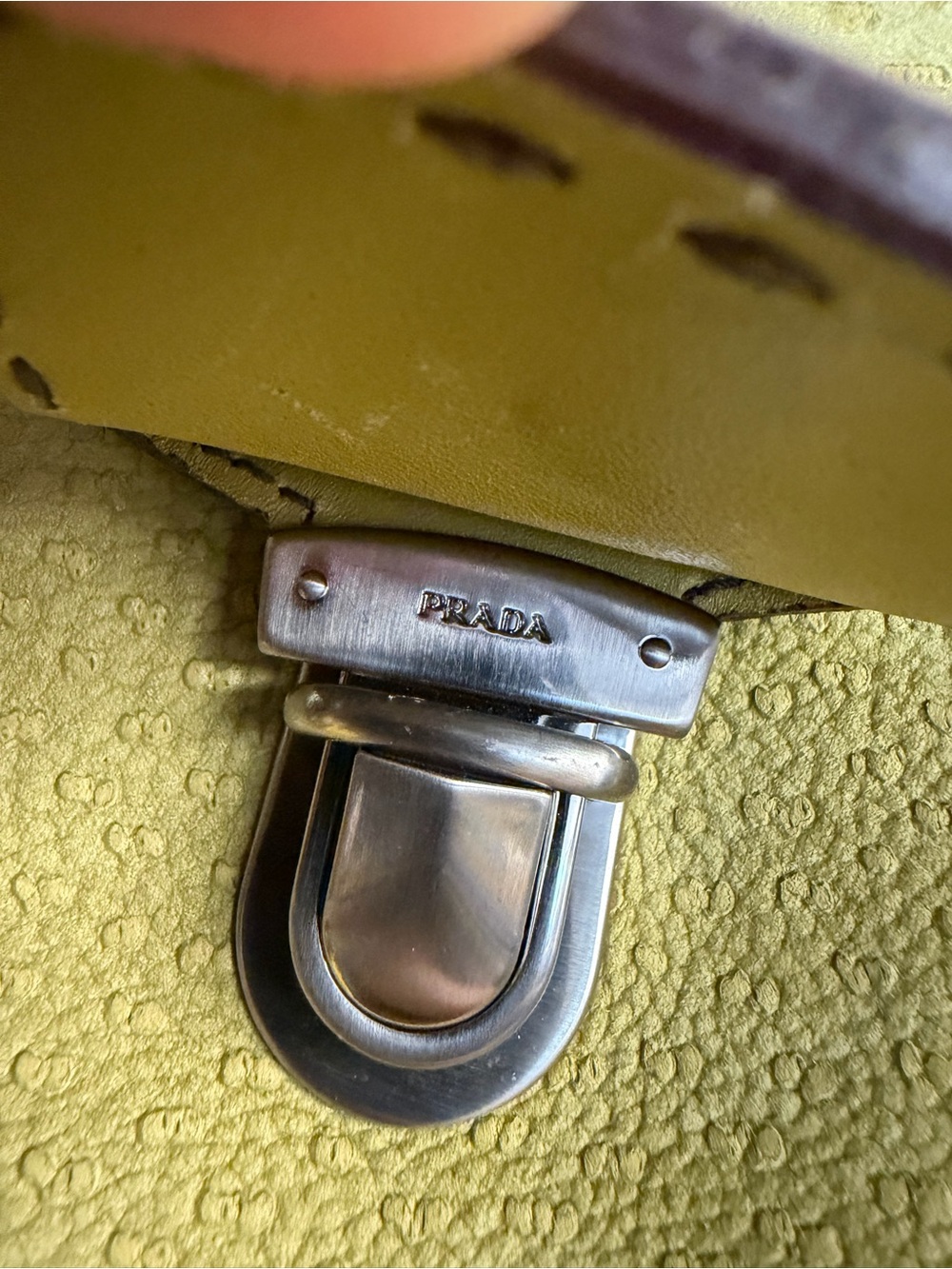 Prada Vintage Olive Green Textured Leather Shoulder Bag Y2K - Picture 4 of 12